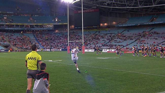 Video Josh Dugan’s goal kicking stinkers against Wests Tigers Daily