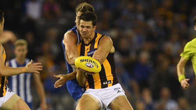 AFL 2018 Shaun Higgins knocked out, Ryan Burton bump, Tom Mitchell elbow Todd Goldstein, Round