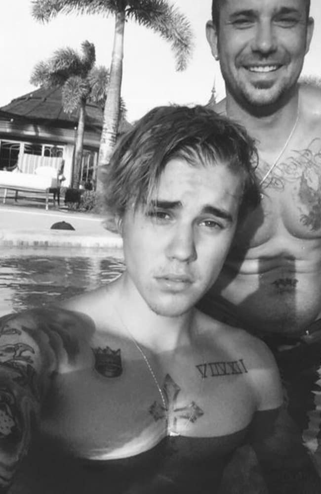 Jeremy Bieber tweets pride on Twitter at son Justin Bieber’s penis size