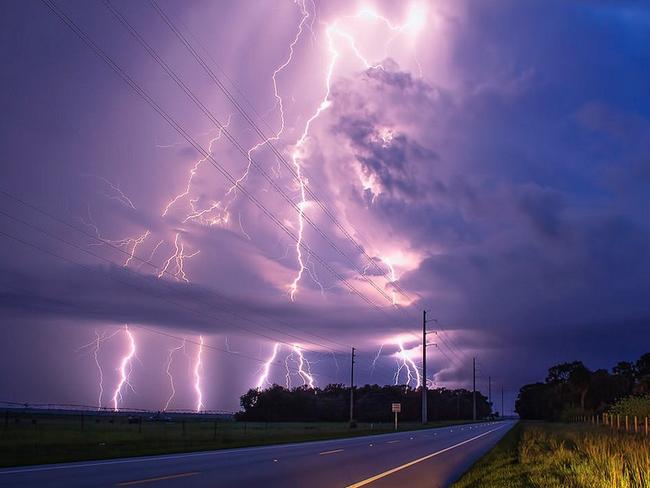 Lightning strikes world’s biggest hot spots Gold Coast Bulletin