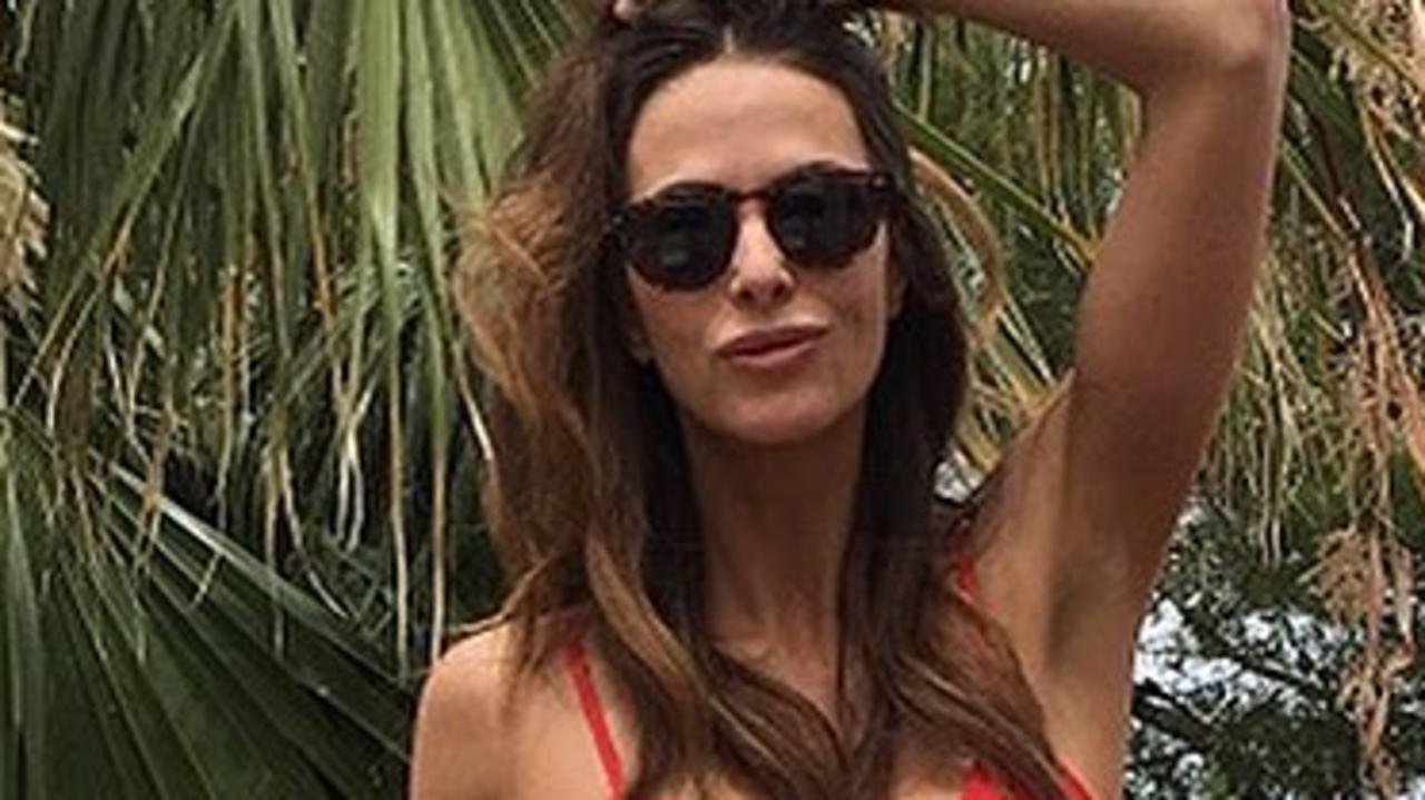 Former Home And Away actress Esther Anderson shares bikini photo on