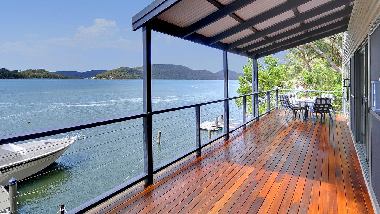 Buyers seeking homes under 500k must travel at least 40km from Sydney CBD