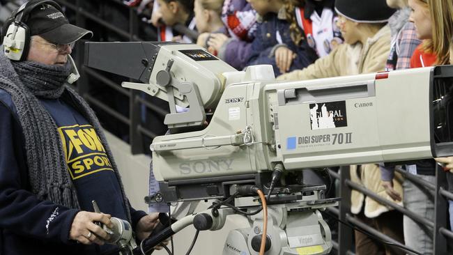 ALeague clubs chasing 6m to go with new TV deal Daily