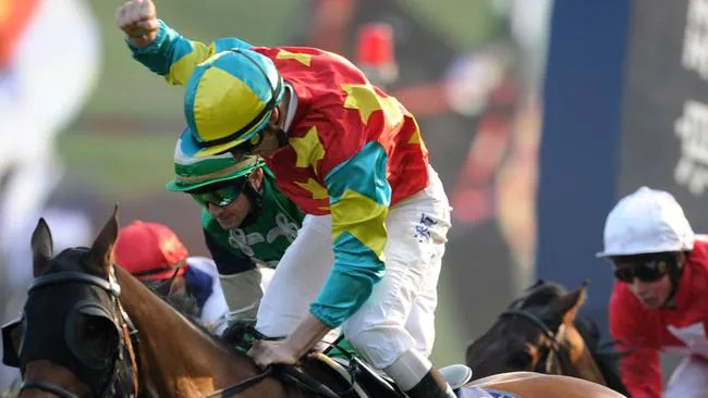 Zac Purton will wear crown with pride as he outguns nemesis Douglas Whyte for Hong Kong title