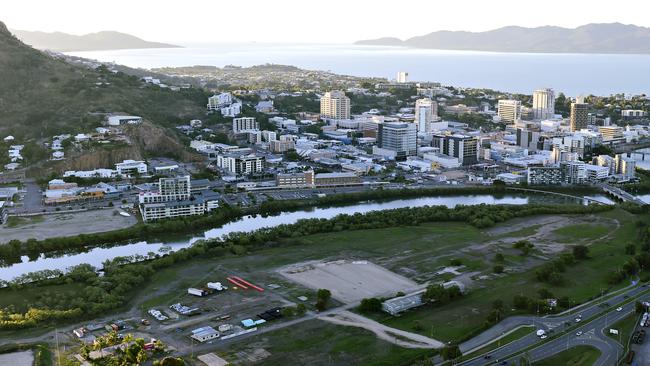 Townsville City Council rushes ‘hated’ 48 million CBD project