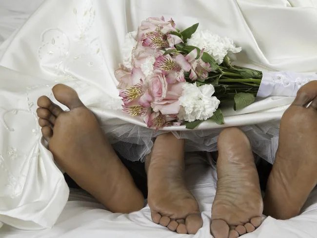 Wedding night confessions on Whisper ‘I cried myself to sleep’ The