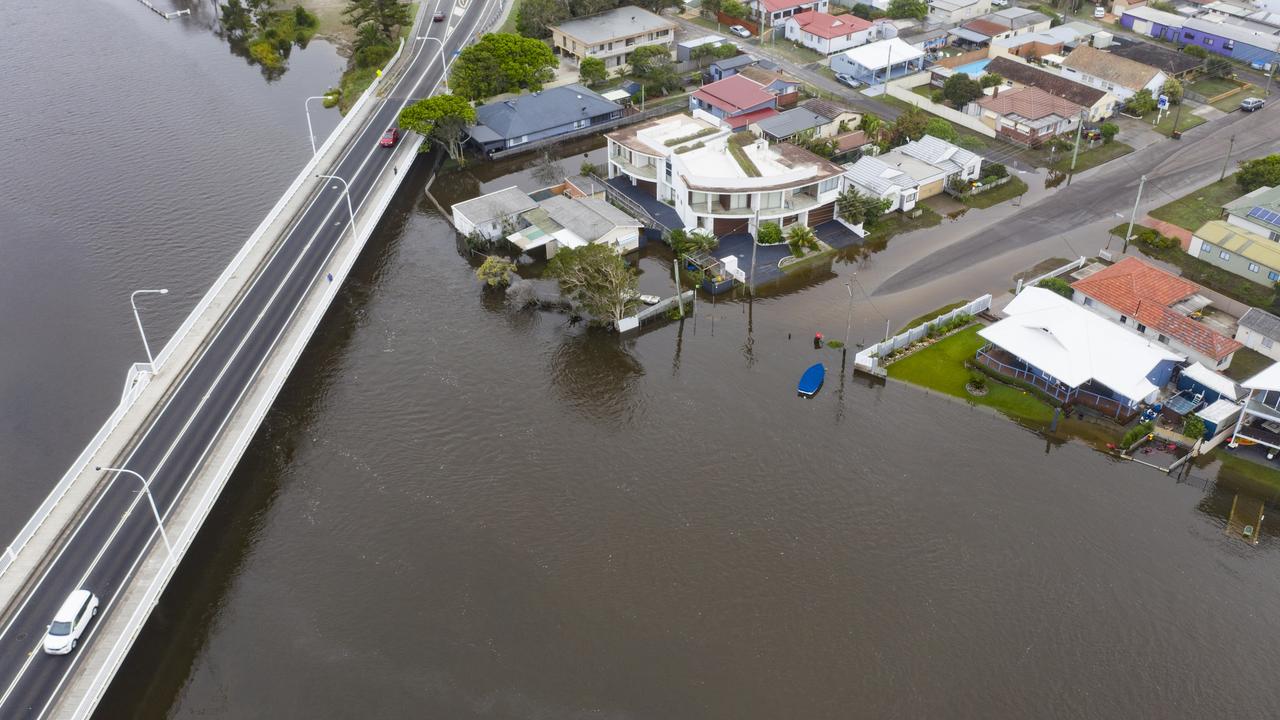 Central Coast Council facing legal challenges over management of floods
