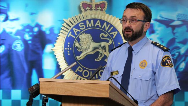 Kayaker and police officer hospitalised after trying to save drowning