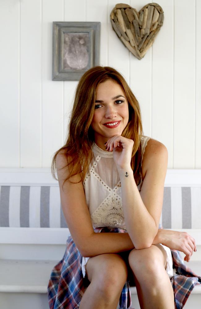 Summer Bay’s Demi Harman heads from Home & Away to Hollywood Daily