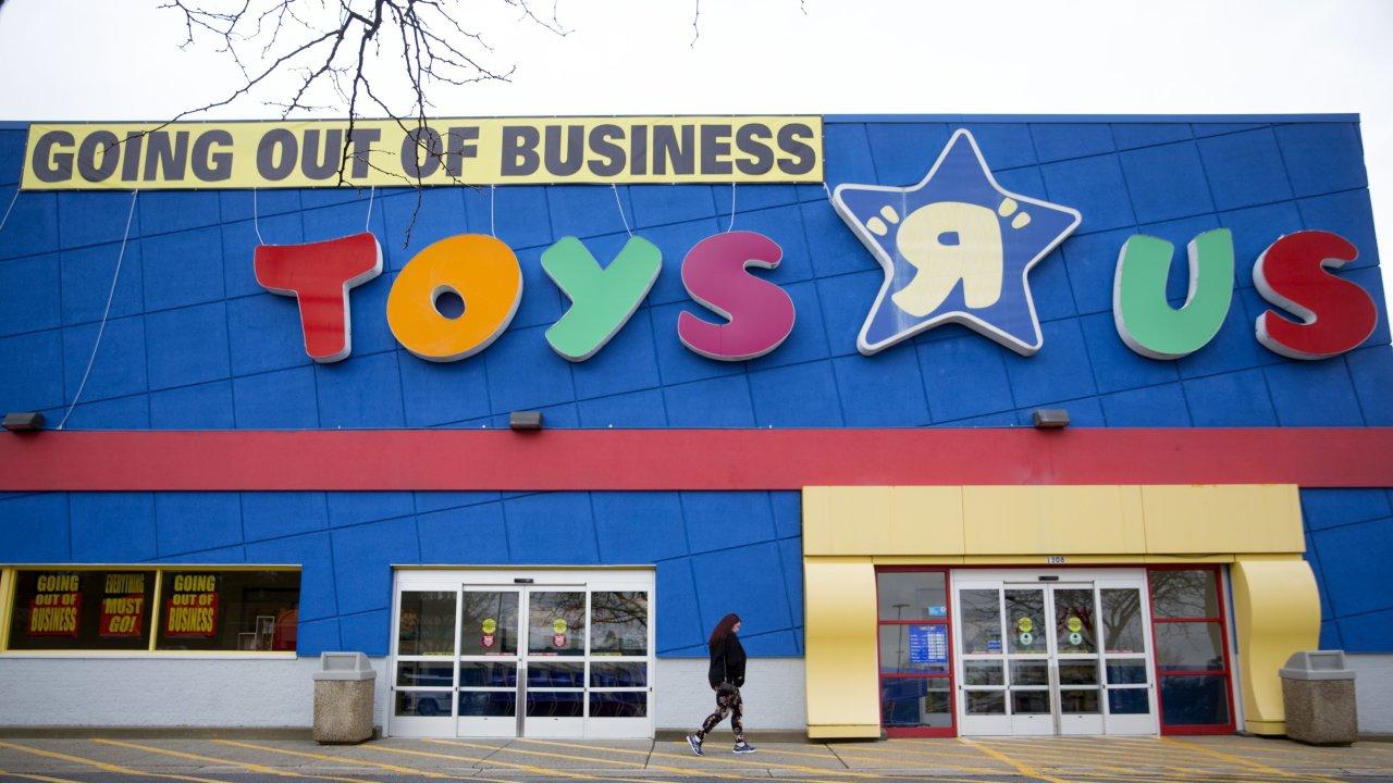 Last Toys R Us store to close in August as windup picks up speed