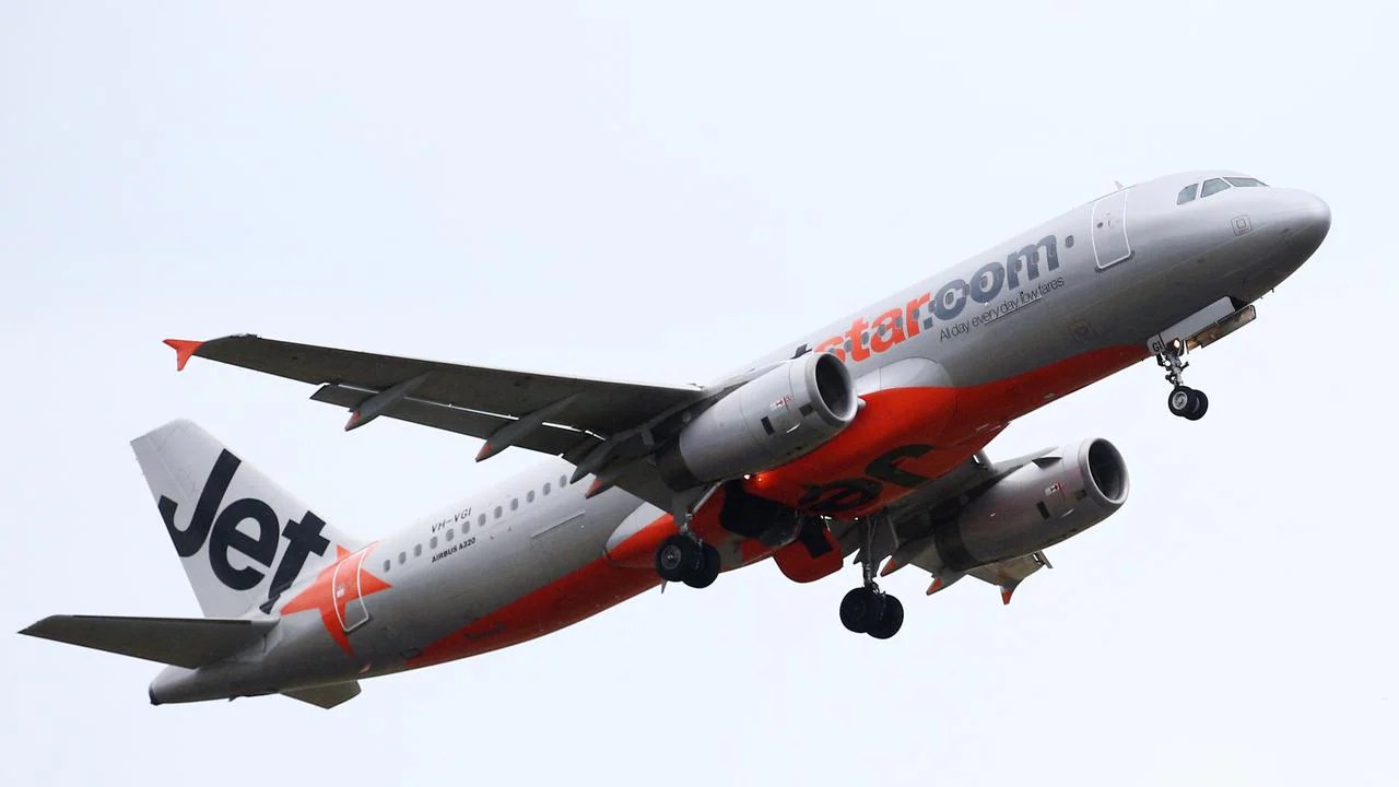Cairns cheap flights Jetstar offering cheap Friday flights to Brisbane