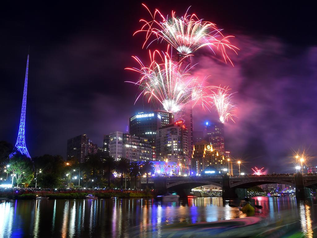 What’s open on New Year’s Day in Melbourne, public transport timetable