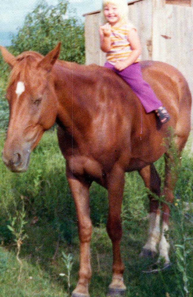 ‘I grew up with 41 siblings in a polygamist cult’ Ruth Wariner memoir