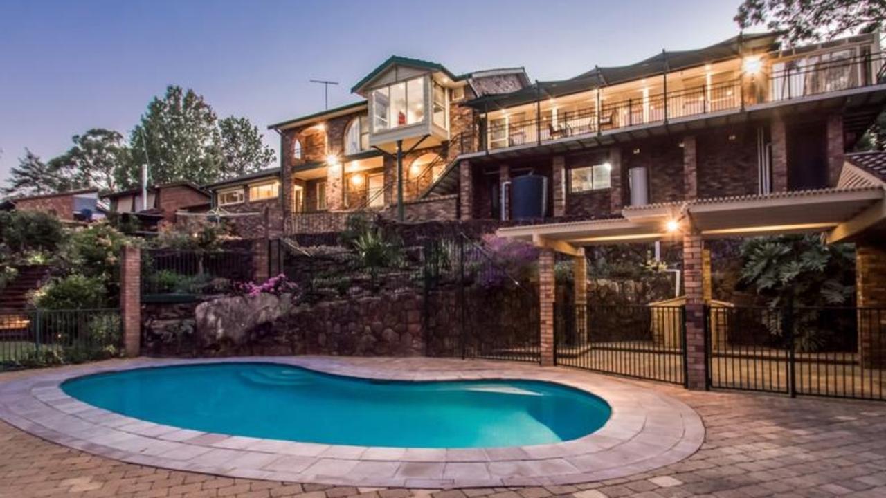 Mountains home set for top sale