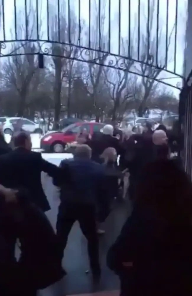 Fight breaks out at Glasgow funeral as mourners come out swinging