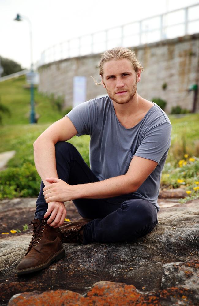 New soap hunk Kiwi Mason has Home & Away fans all in a lather
