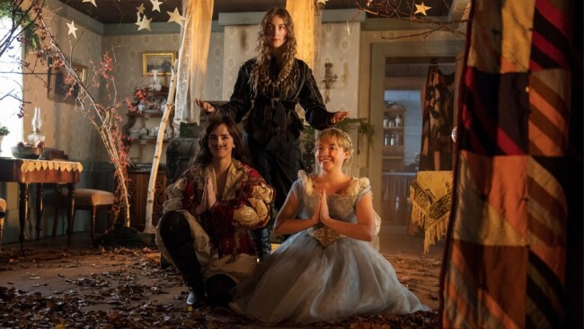 5 Reasons Little Women (1994) is a Great Christmas Movie