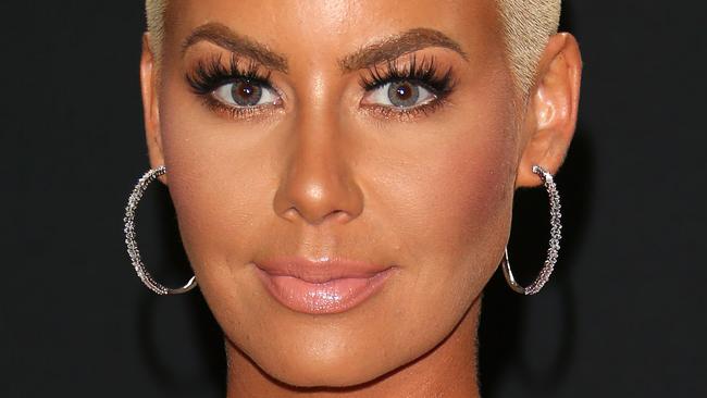 Towncryer: Naked Model: Amber Rose Shares Her Completely Nude Photos