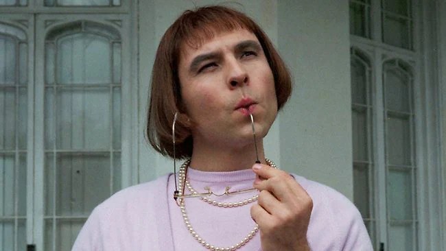 Little Britain star David Walliams 'had gay experiences as a child'