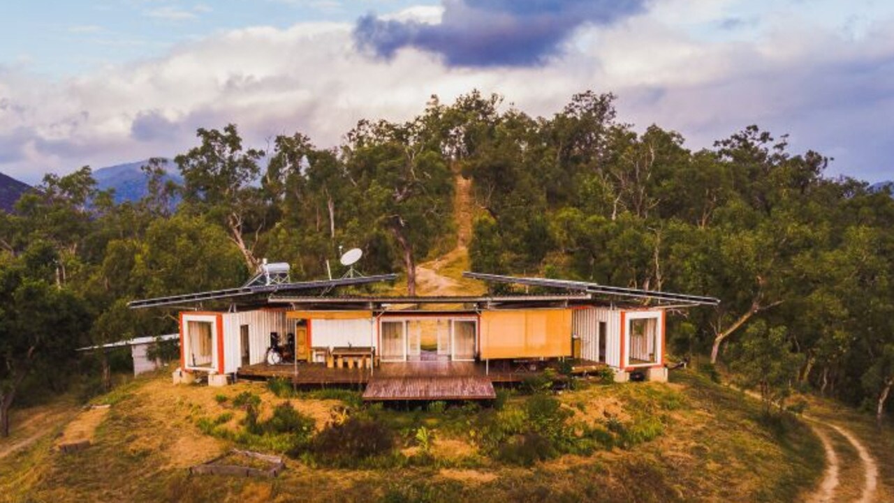 Cooktown shipping container property 2354 Mulligan Highway real estate