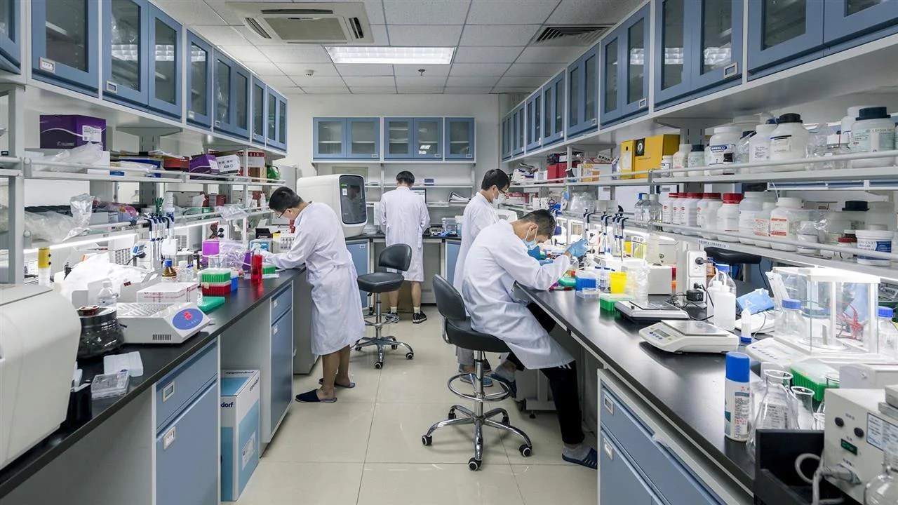 Gene therapy Man the first living gene experiment