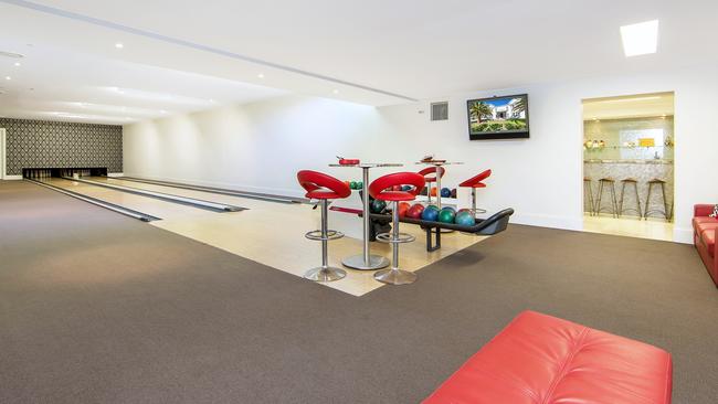 Sport lovers’ paradise in Hamilton has its own twin lane bowling alley The CourierMail