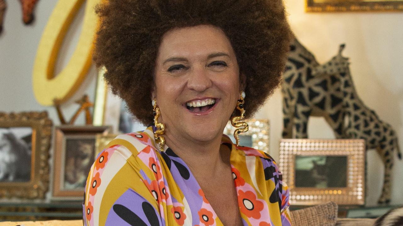 Chris Lilley’s new show, Lunatics on Netflix Trailer