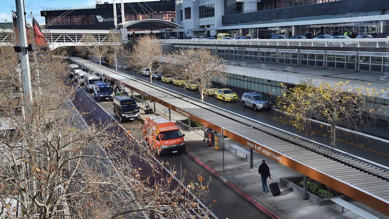 Melbourne airport rail More than 100 companies want to build link