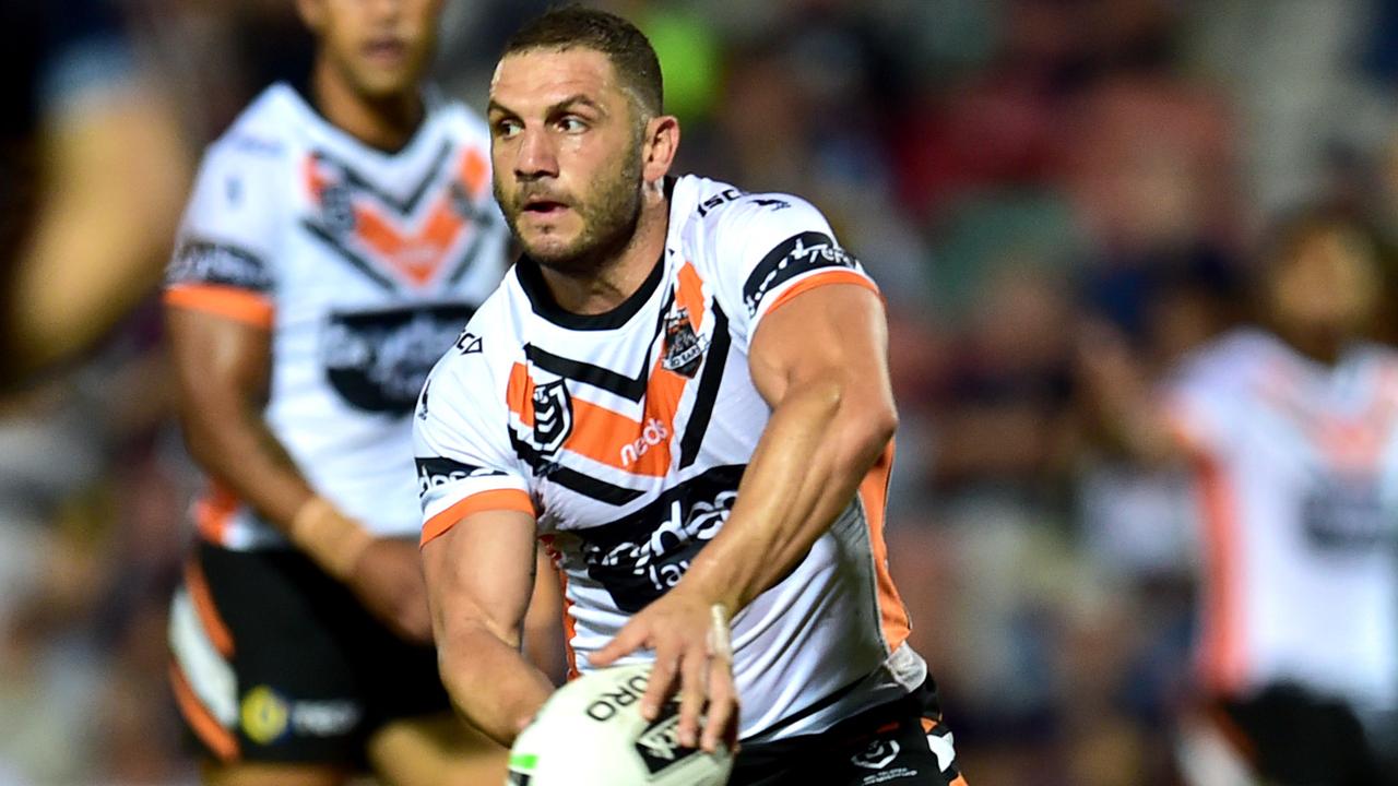 NRL 2019 Robbie Farah, North Queensland Cowboys v Wests Tigers, Benji