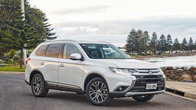 MITSUBISHI OUTLANDER Gold Coast Bulletin