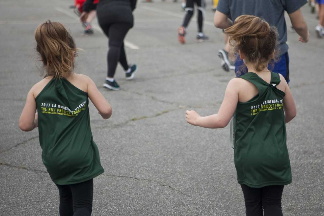5YearOld Twins Leave the Playground to Run in the LA BIG 5k to