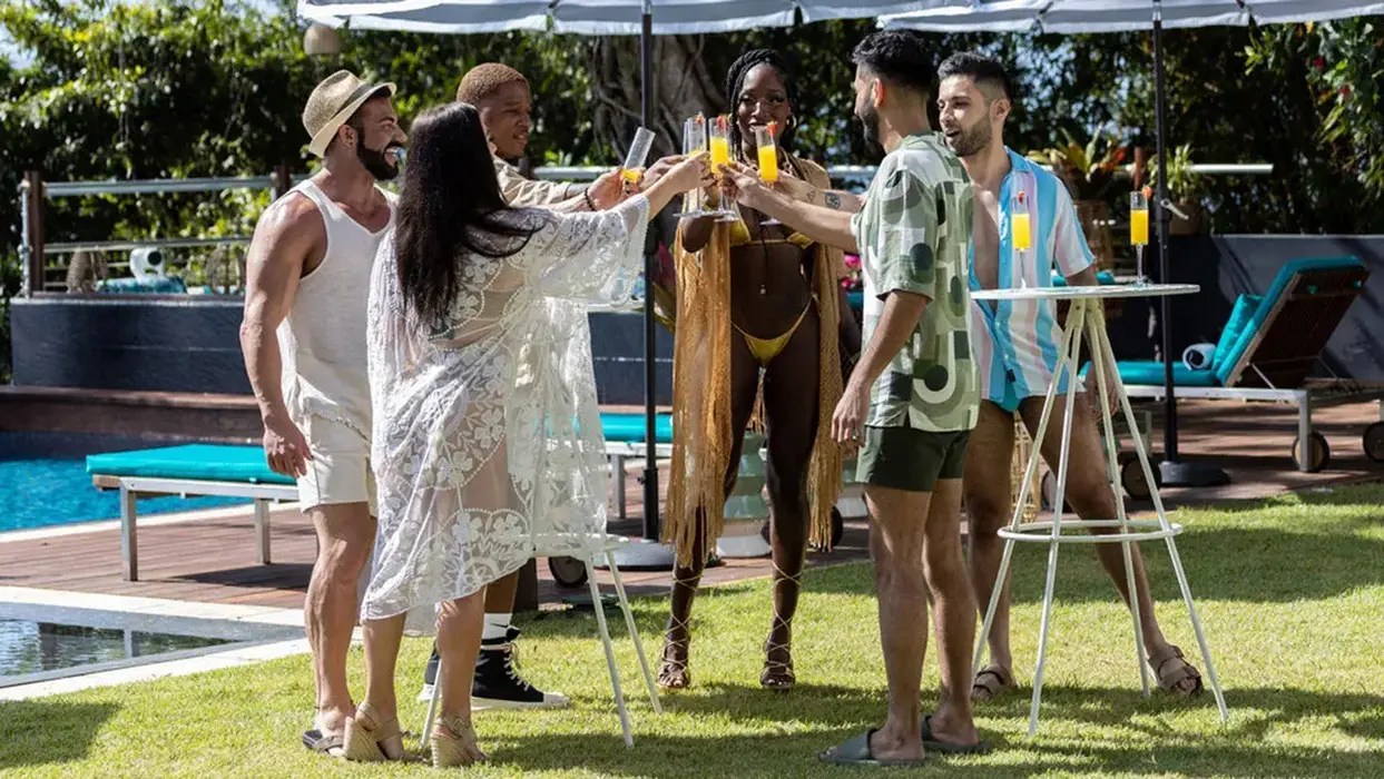 Couple to Throuple - Shows - Naked