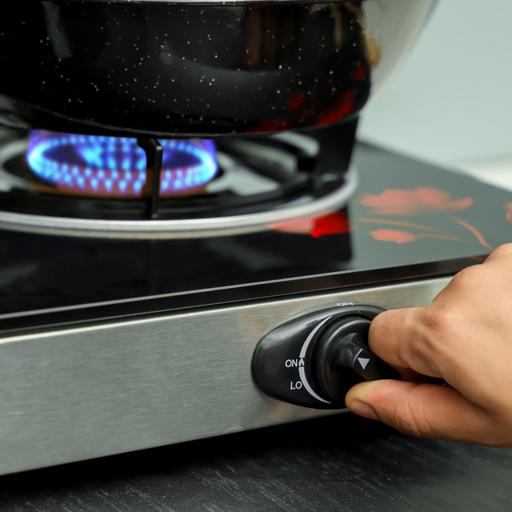 Buy Geepas 3Burner Gas Cooker Size 70Mm, 40Mm & 90Mm Respectively Ergonomic Design, Automatic