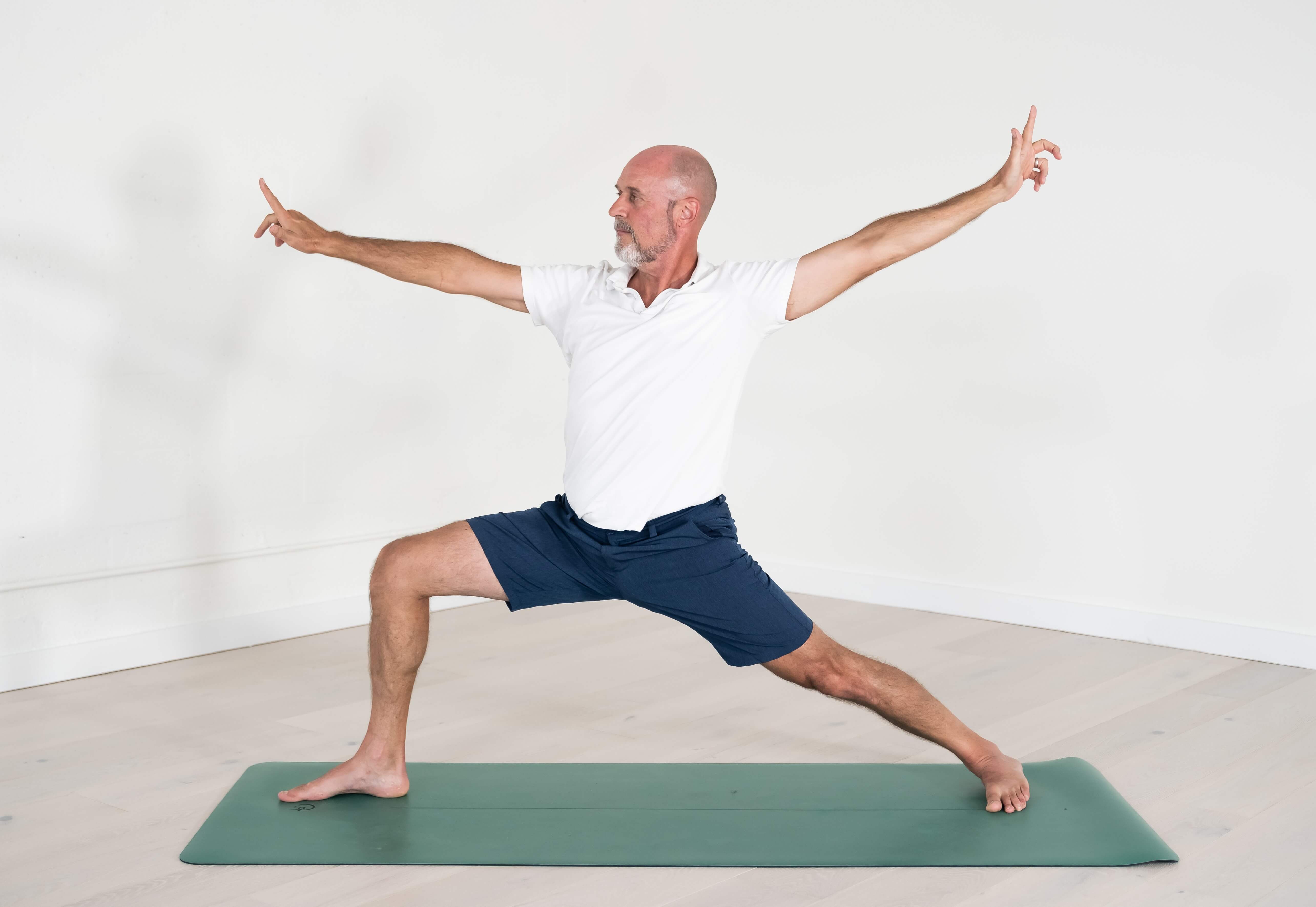 Power Vinyasa Yoga Practice Courses on Omstars