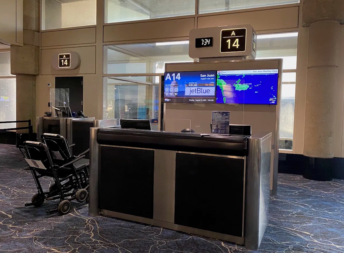 Review JetBlue A320 Even More Space Seats One Mile at a Time