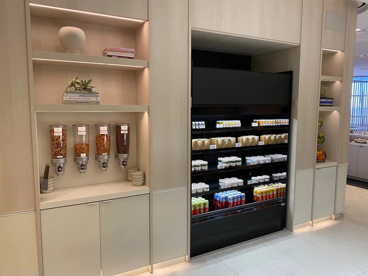 United Club Fly Grab & Go Lounge In Denver, Soon Houston One Mile at