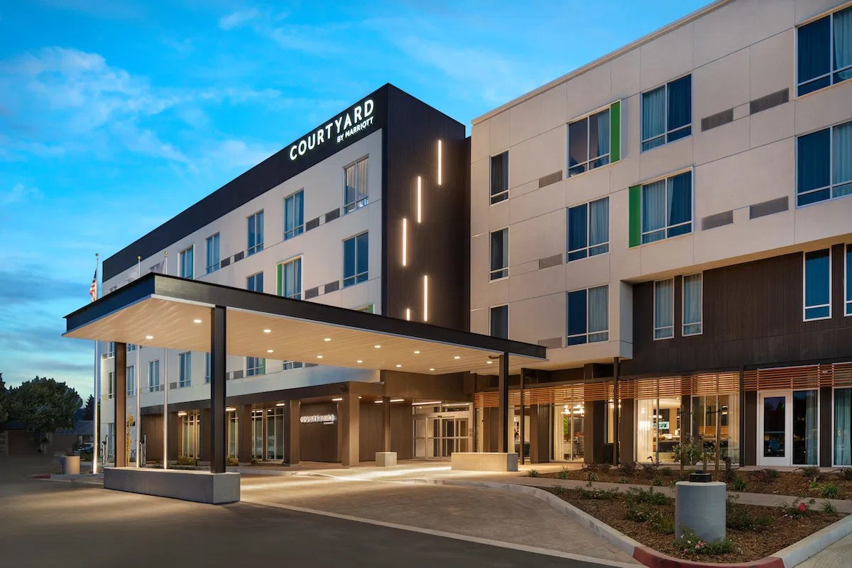 Courtyard By Marriott Brand Being Refreshed, Sort Of One Mile at a Time