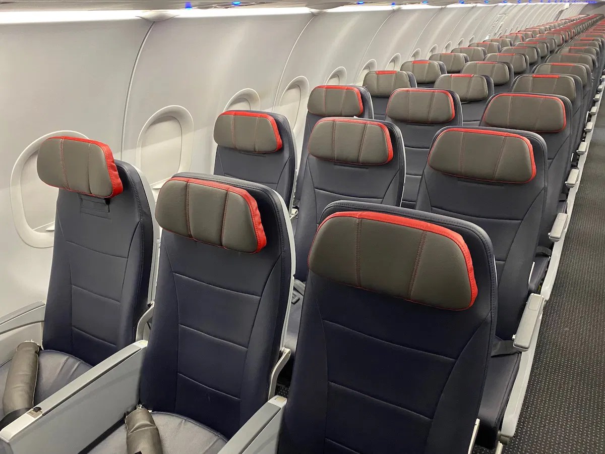 Guide To American Airlines Main Cabin Extra Is It Worth It? One Mile