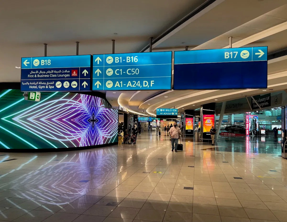 Review Marhaba Lounge Dubai Terminal 3 (DXB) One Mile at a Time