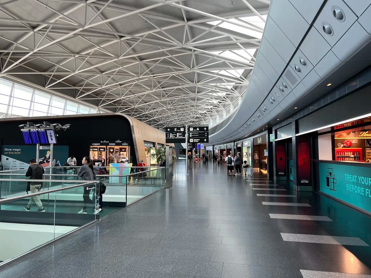 Review SWISS Alpine Lounge Zurich Airport (ZRH) One Mile at a Time