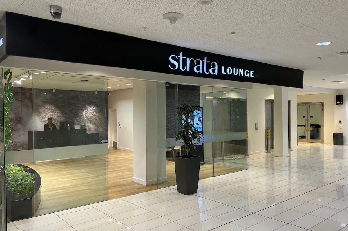 Review Strata Lounge Auckland (AKL) One Mile at a Time
