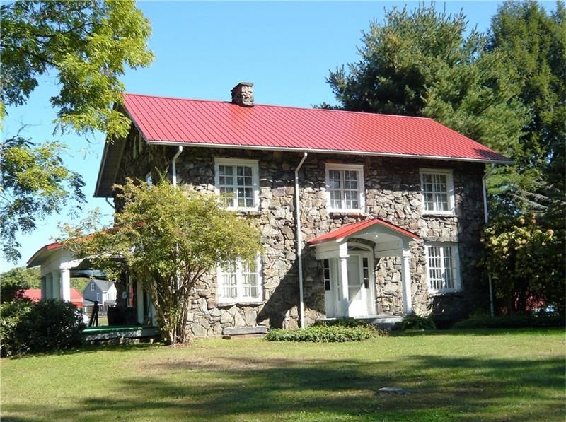 Stonehouse at the Confluence Yough Vacation Rentals