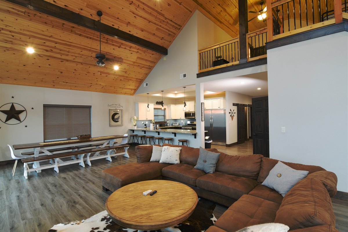 Gray Wolf Lodge Rent R House LLC