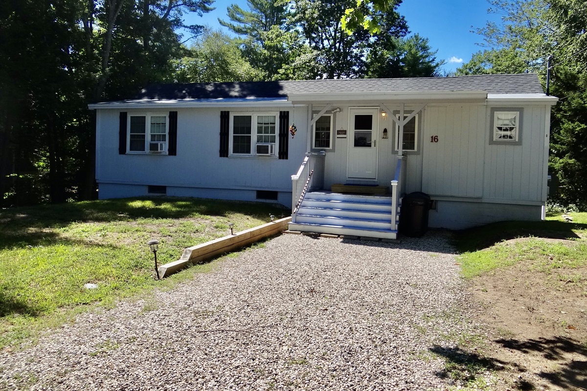 Mia's Place Salt & Shine Vacation Rentals