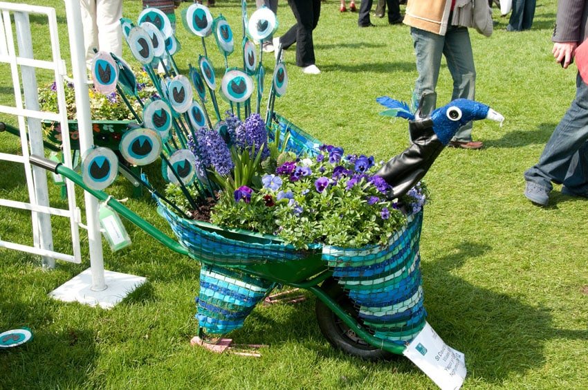 20 Best Wheelbarrow Planter Ideas Trends for Your Yard Organize With