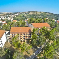 Бронирование отелей и апартаментов в лопаре без предоплаты. Отель San Marino Sunny Resort by Valamar 3* Хорватия, Раб ...