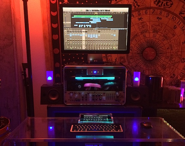 Mac Setup Audio Mixing Engineer’s Hollywood Studio with a New Mac Pro