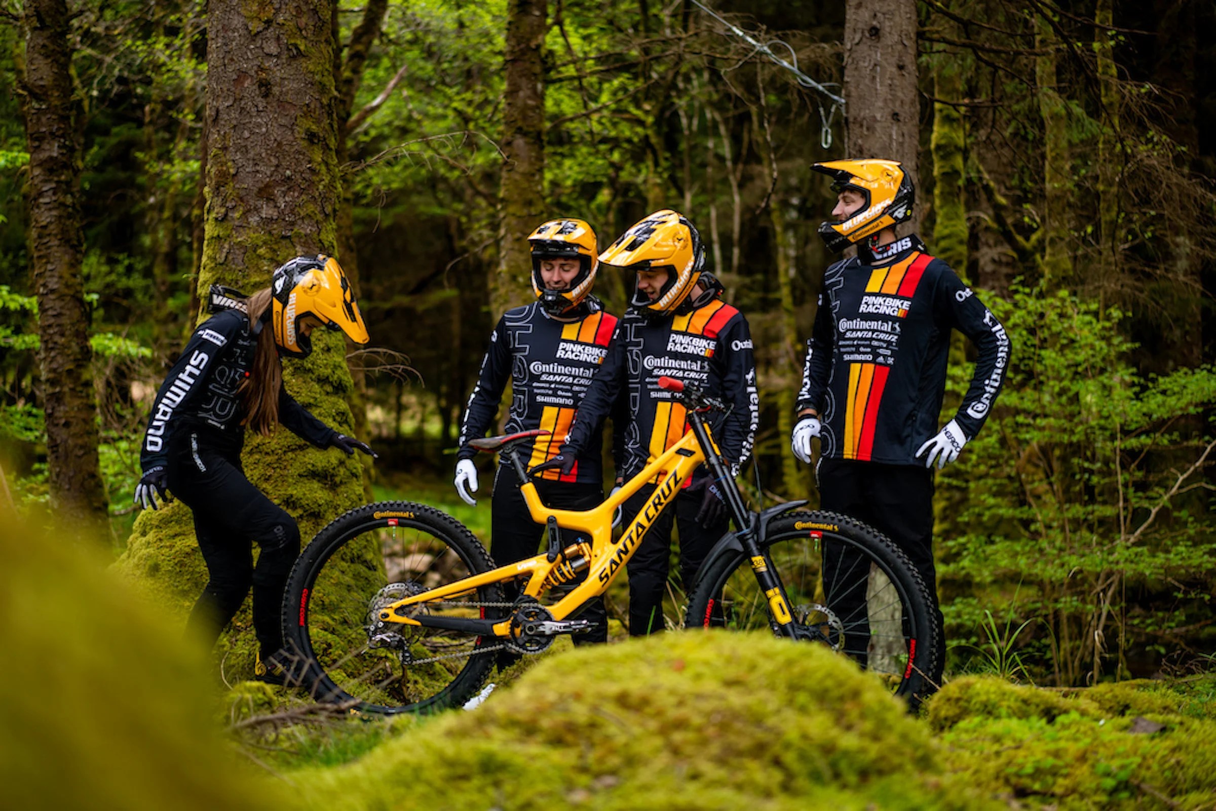 Full Suspension Downhill Mountain Bikes For Kids, Downhill Rider HD Wallpaper Pxfuel atelier