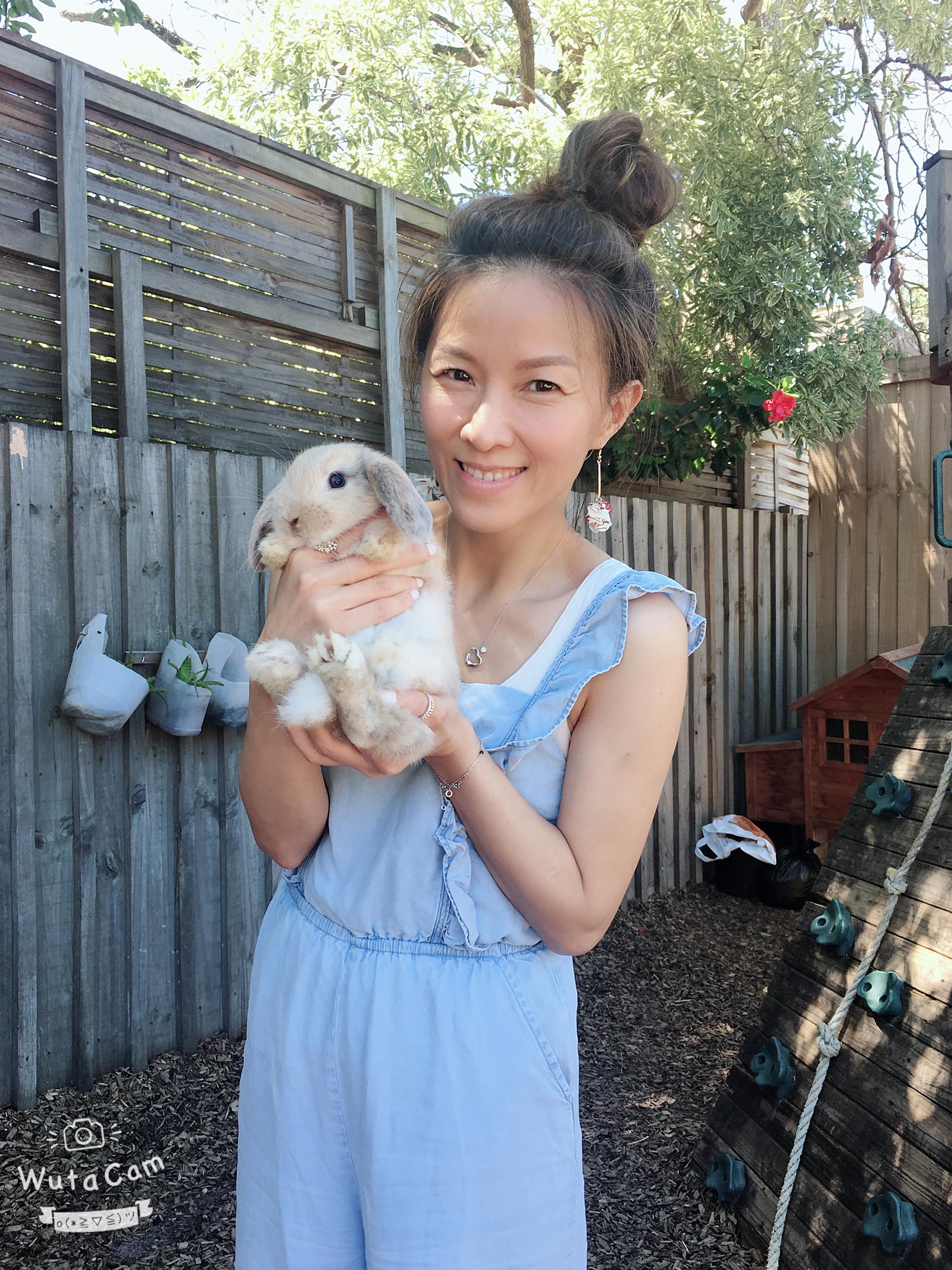 Pet Sitter near me, Pet Sitting in Doncaster, VIC PetCloud Leona C