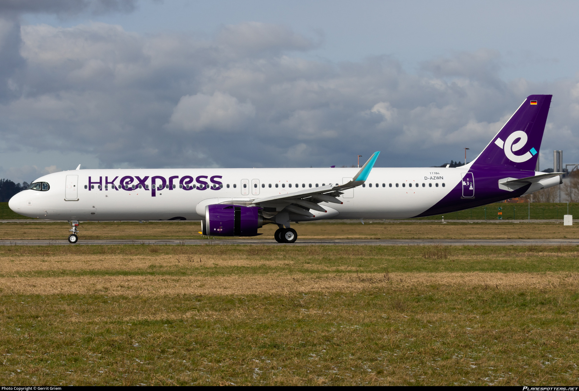 DAZWN Hong Kong Express Airbus A321251NX Photo by Gerrit Griem ID